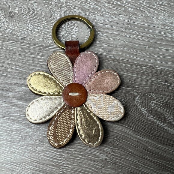 Rare Vintage Y2k Coach Patchwork Daisy Key Fob, Keychain - Picture 1 of 3